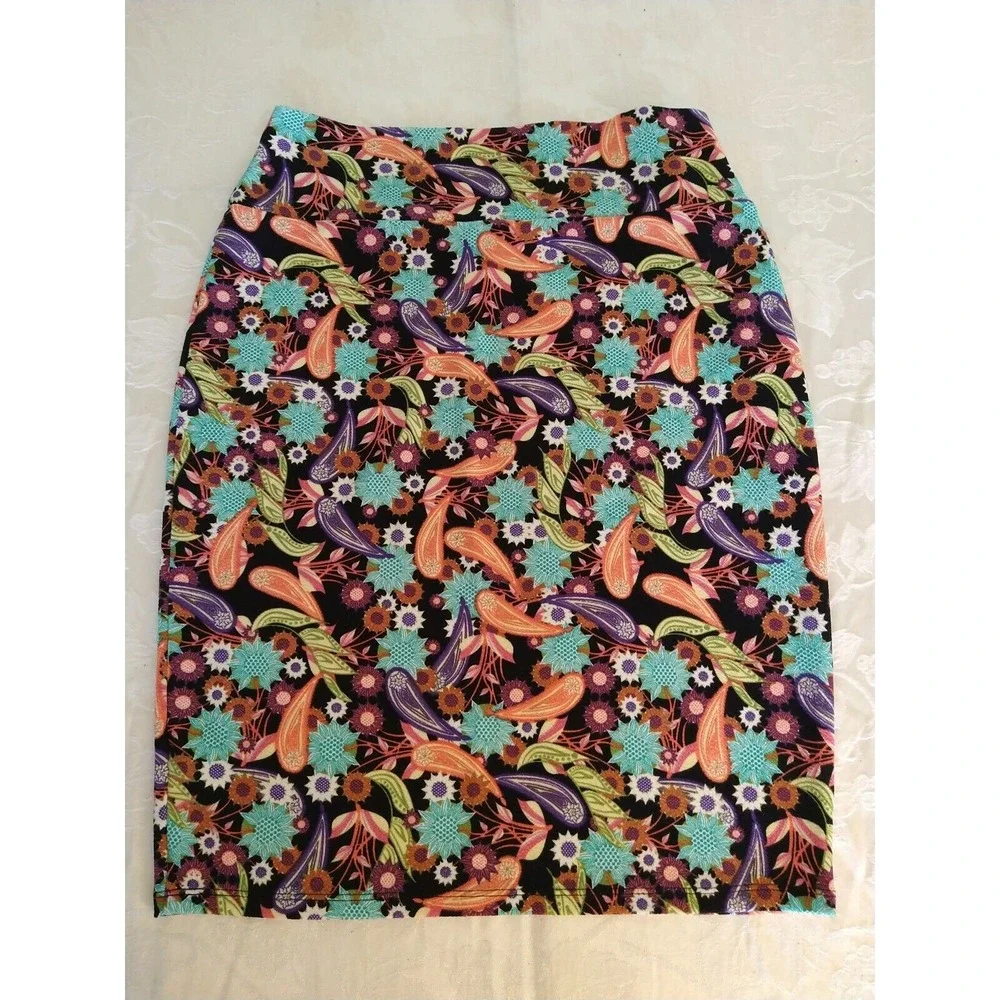LuLaRoe Skirt Ladies‎ Size L Purple Easter Stretch Straight Knee Length (E#10)